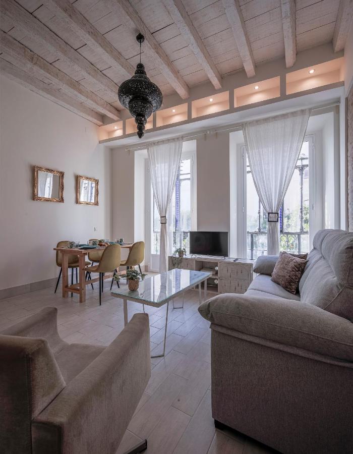 Julio Cesar Gran Apartamento De Lujo En El Centro De Sevilla Eksteriør billede